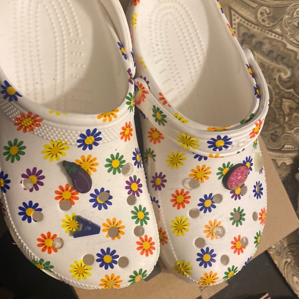 Used floral clogs